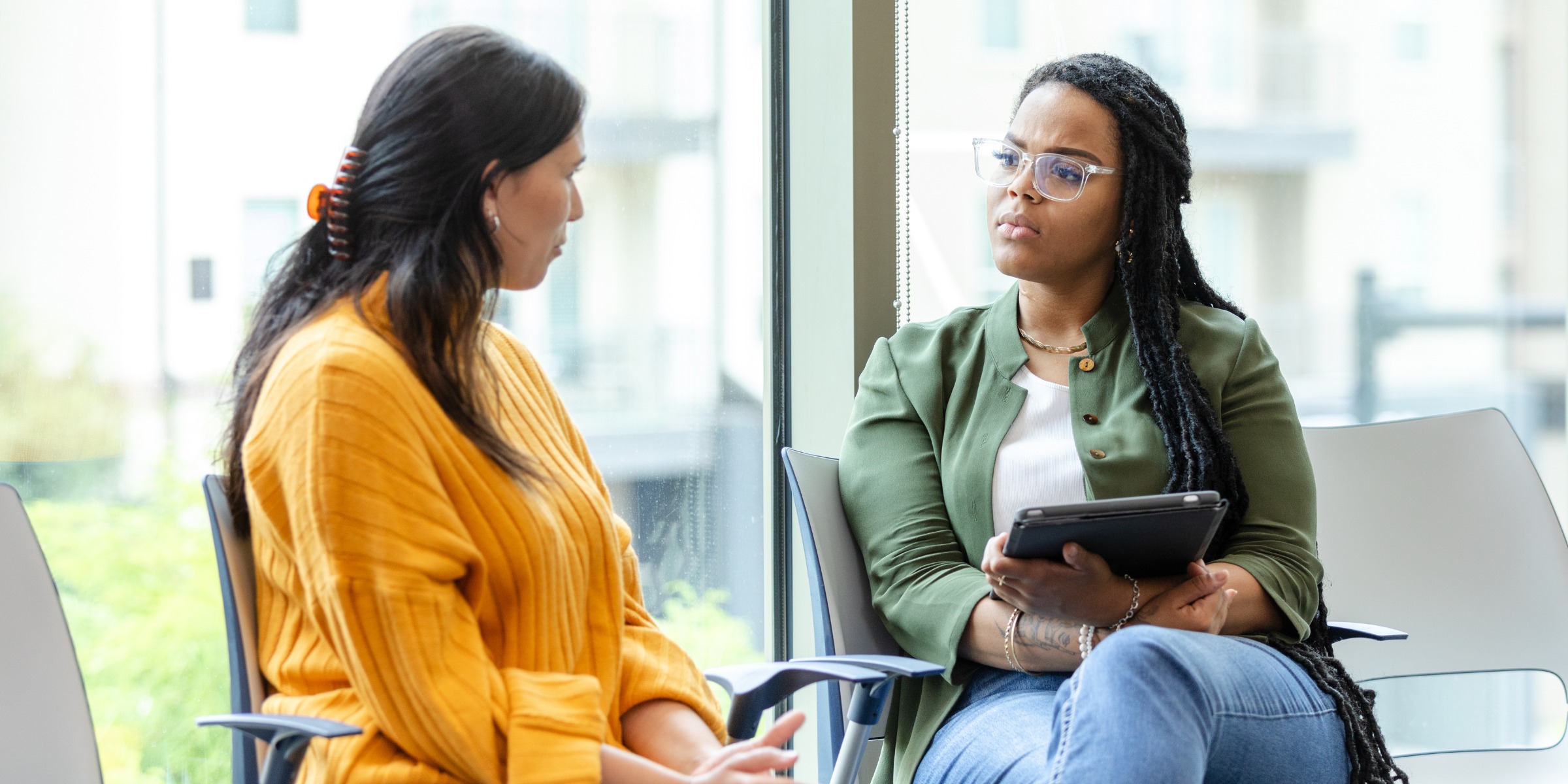 vulnerable-woman-talks-with-female-counselor.jpg_s1024x1024wisk20cPpWaEgrTPmGAwUj-bJFr_K3iAD7v0yfNWcbkVl7R06A